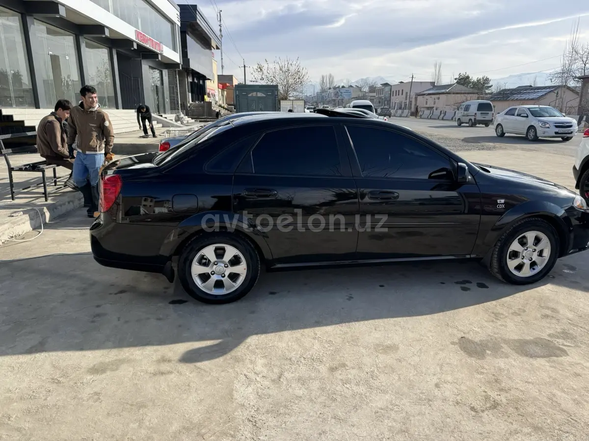 Chevrolet Gentra,  3 позиция