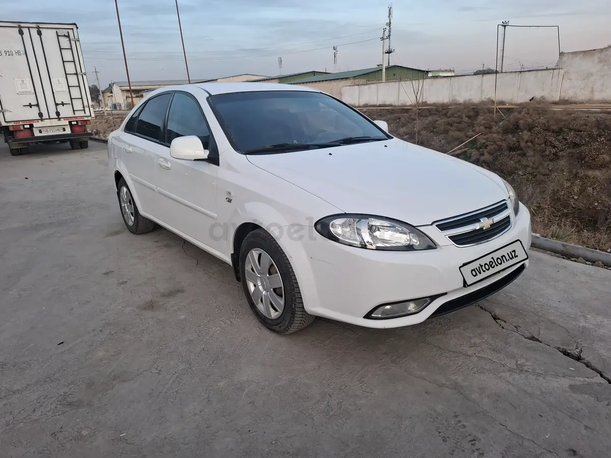 Chevrolet Gentra,  2 позиция