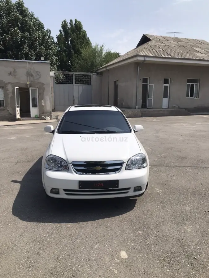 Chevrolet Lacetti,  3 позиция