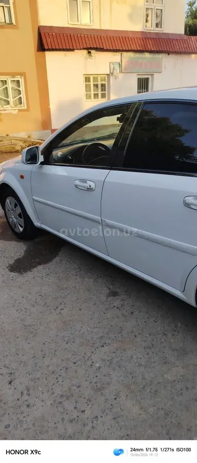 Chevrolet Gentra,  2 позиция