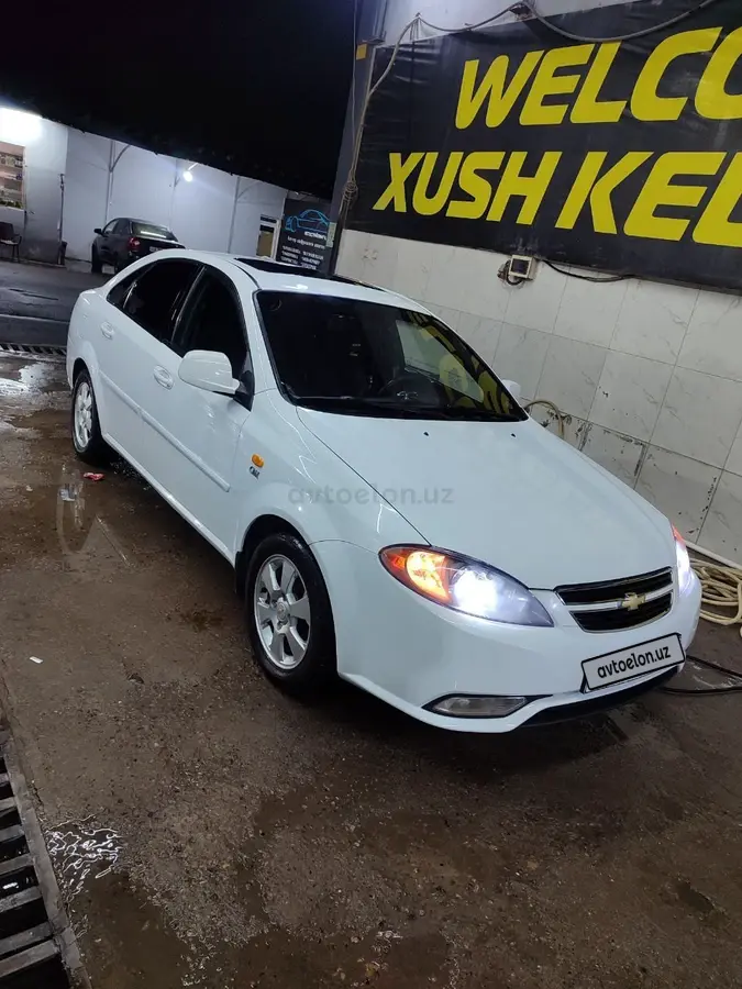 Chevrolet Gentra,  3 позиция