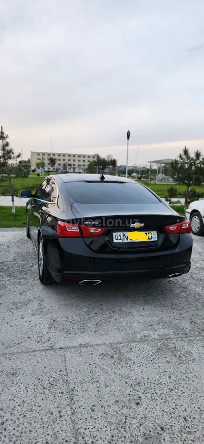 Chevrolet Malibu 2