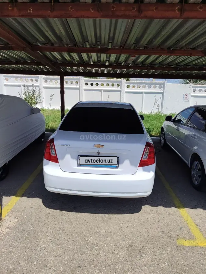 Chevrolet Gentra,  1 позиция