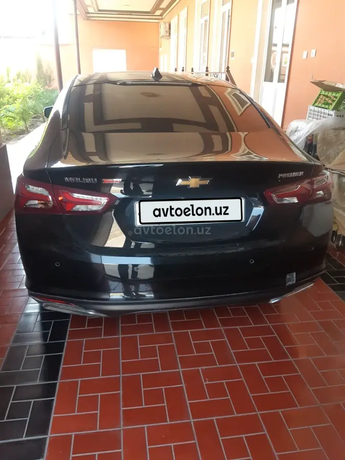 Chevrolet Malibu 2