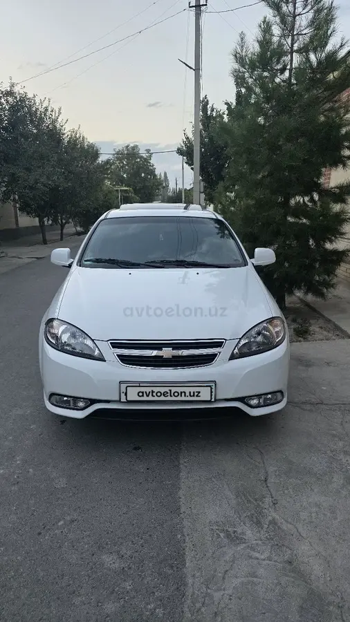 Chevrolet Gentra,  3 позиция