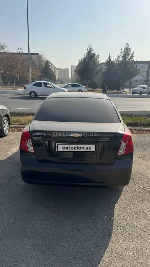 Chevrolet Lacetti,  3 позиция