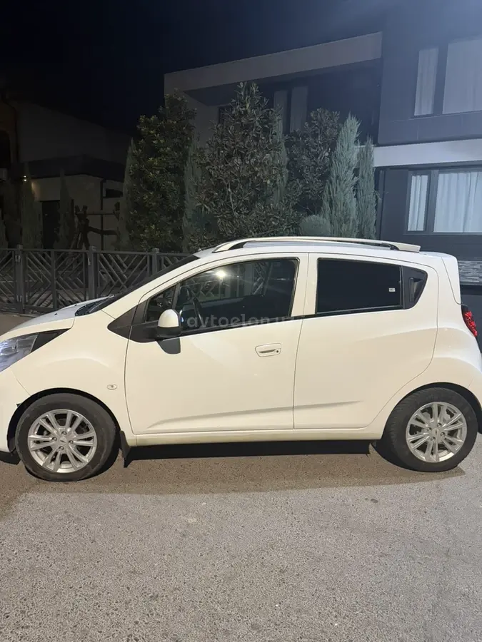 Chevrolet Spark,  3 позиция