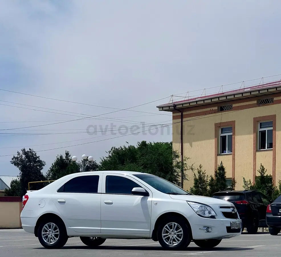 Chevrolet Cobalt,  3 позиция