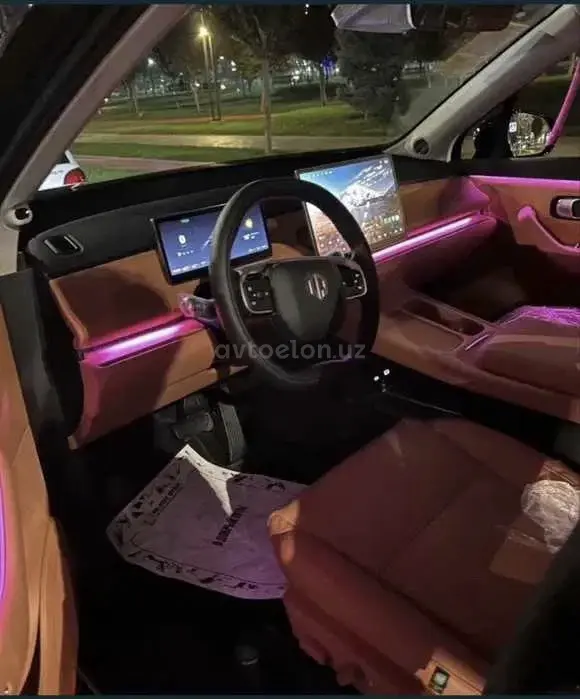 Leapmotor C16