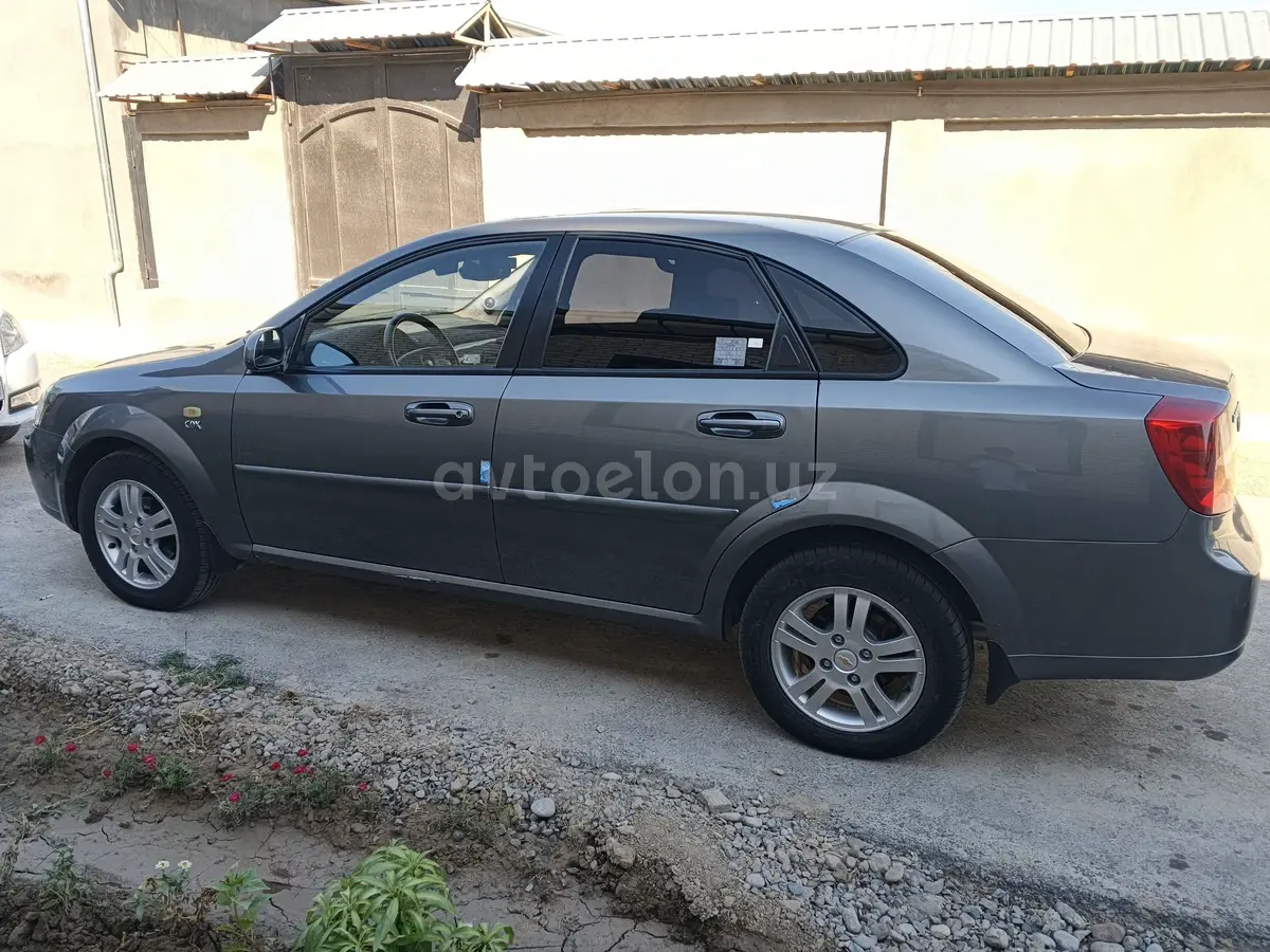 Chevrolet Lacetti,  3 позиция