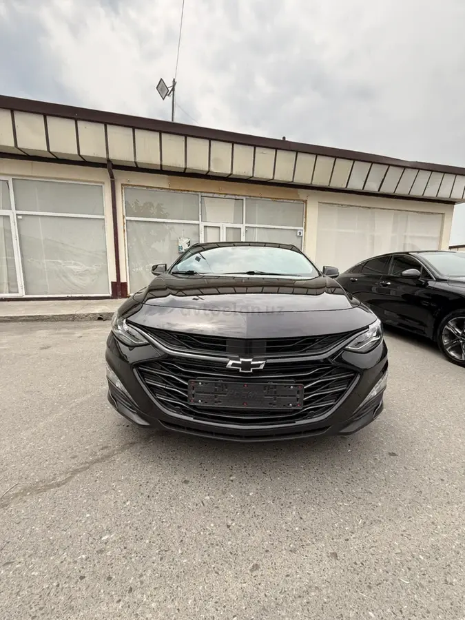 Chevrolet Malibu 2