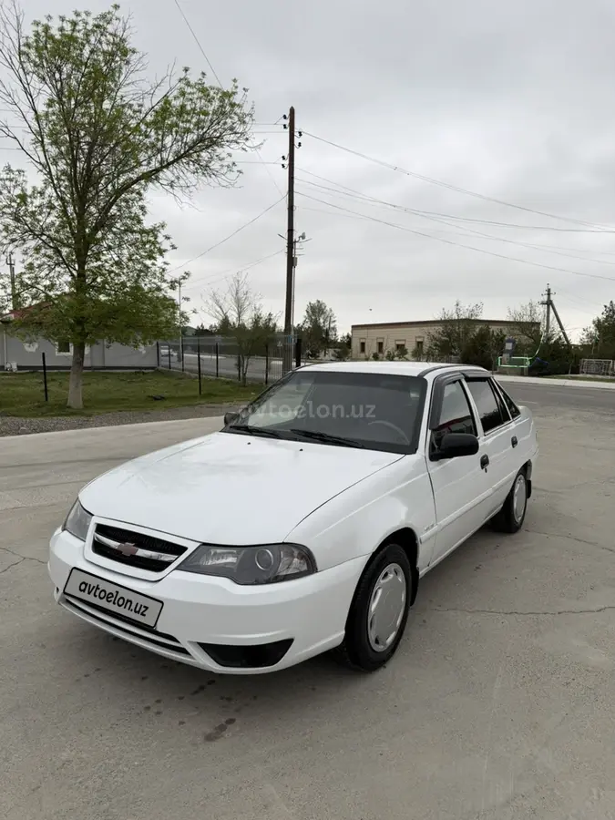 Chevrolet Nexia 2,  3 позиция SOHC