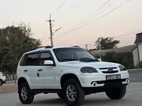Белый ВАЗ (Lada) Нива 2015 года, КПП Механика, в Наманган за 7 300 y.e. id7488356