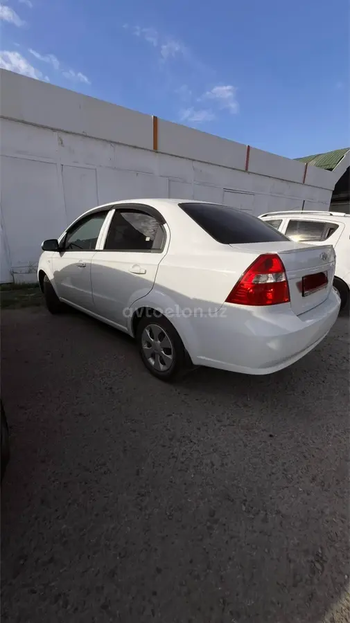 Chevrolet Nexia 3,  2 позиция