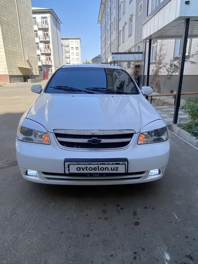 Chevrolet Lacetti,  2 позиция