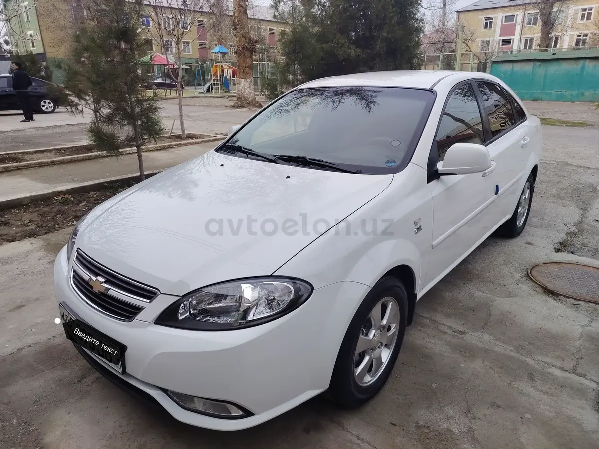 Chevrolet Gentra,  3 позиция