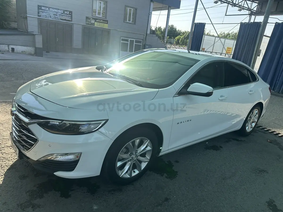 Chevrolet Malibu 2