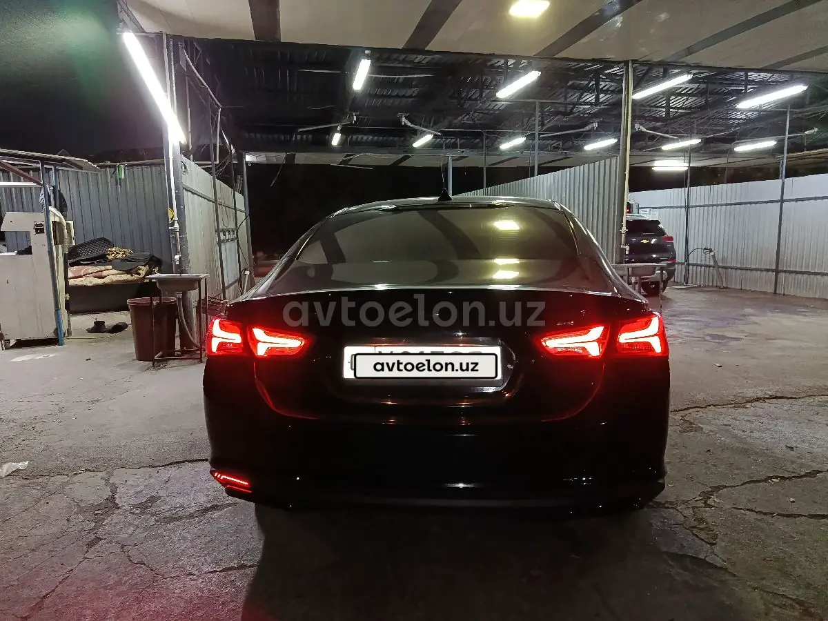 Chevrolet Malibu 2