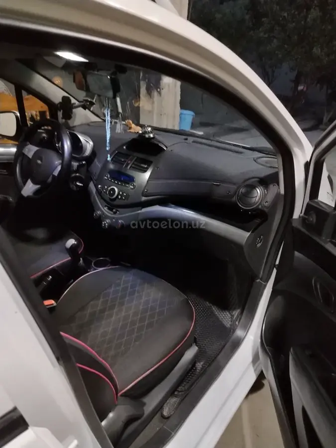 Chevrolet Spark,  3 позиция