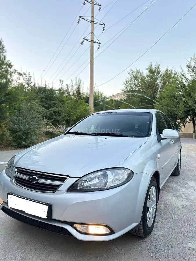 Chevrolet Gentra,  2 позиция