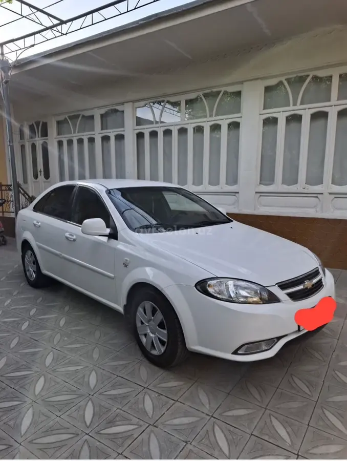 Chevrolet Gentra,  2 позиция