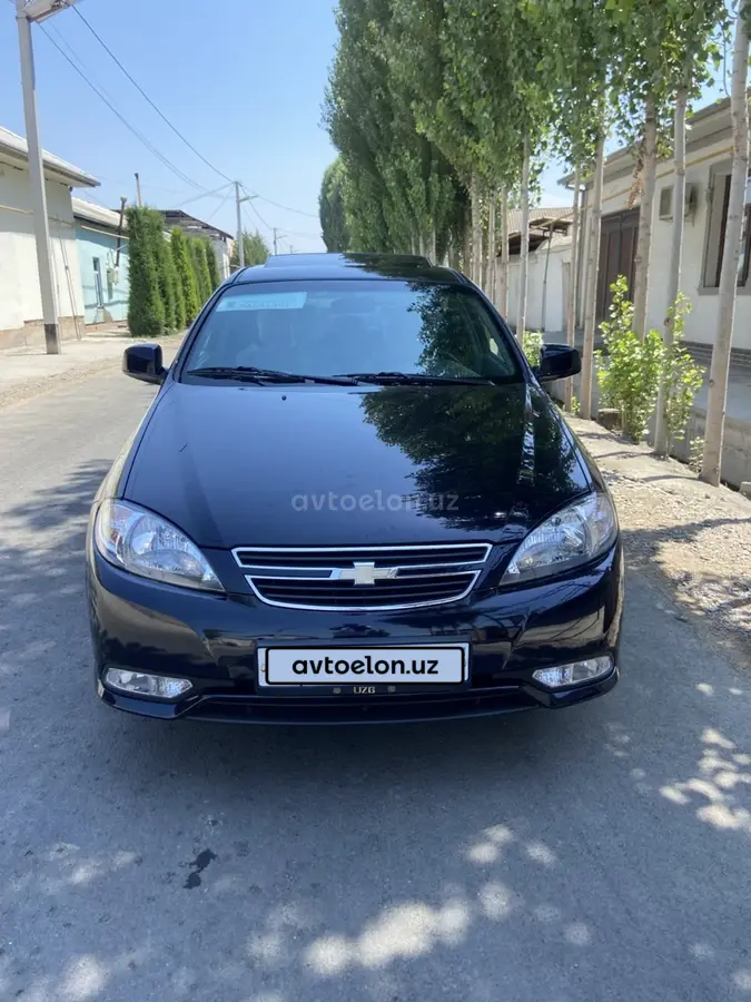 Chevrolet Gentra,  3 позиция