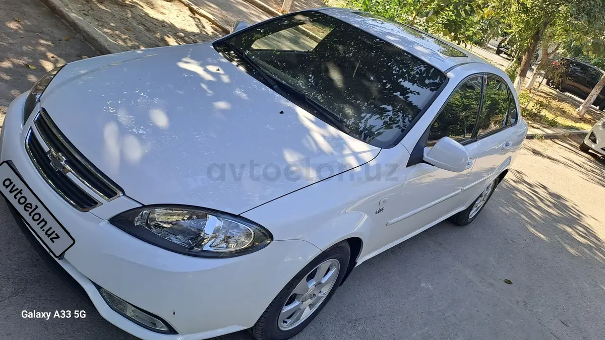 Chevrolet Gentra,  3 позиция