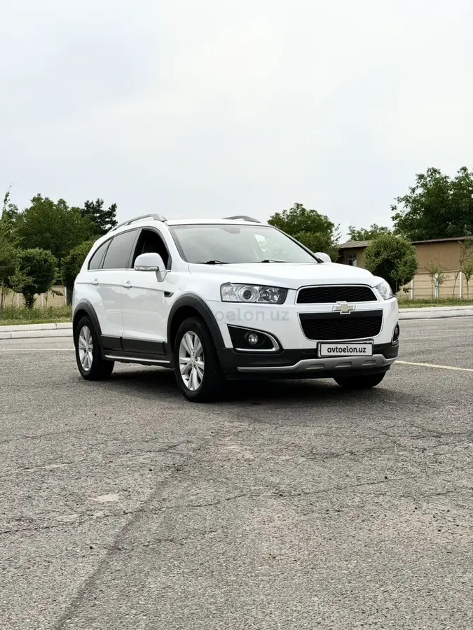 Chevrolet Captiva,  3 позиция