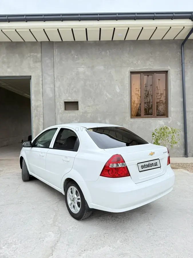 Chevrolet Nexia 3,  4 позиция