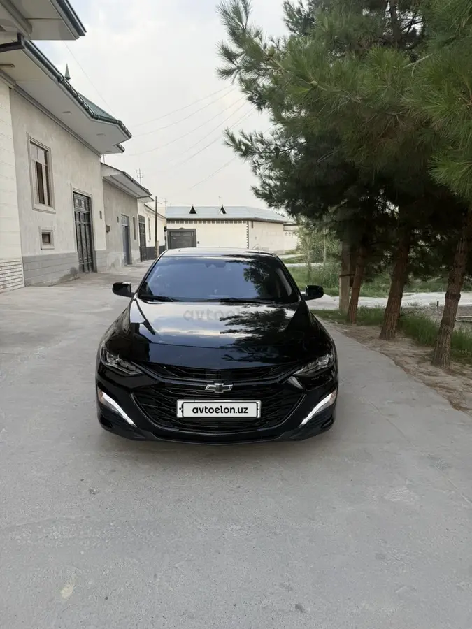 Chevrolet Malibu XL