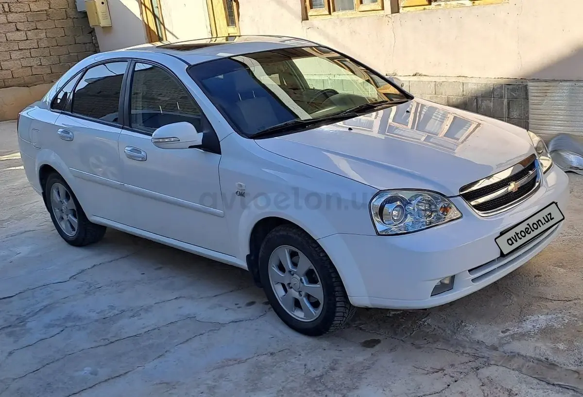 Chevrolet Lacetti,  3 позиция