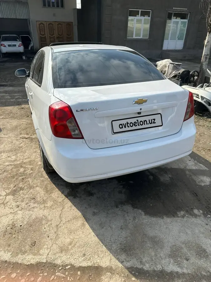 Chevrolet Lacetti,  3 позиция