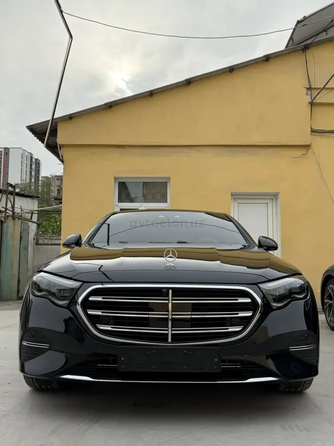 Mercedes-Benz E 300