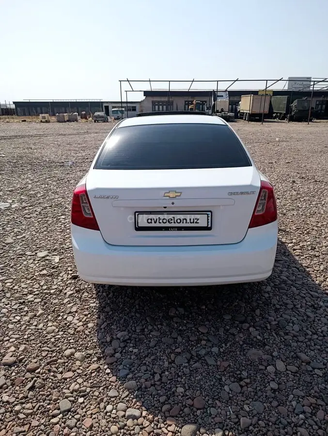 Chevrolet Lacetti,  3 позиция
