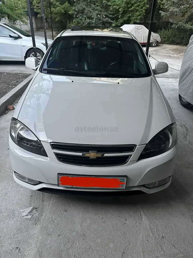 Chevrolet Gentra,  3 позиция