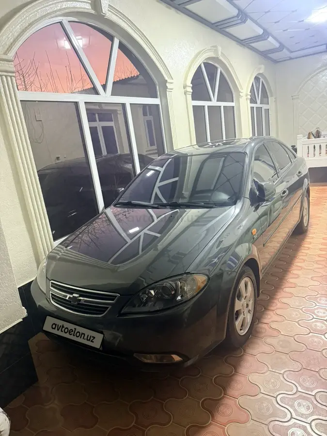Chevrolet Gentra,  3 позиция
