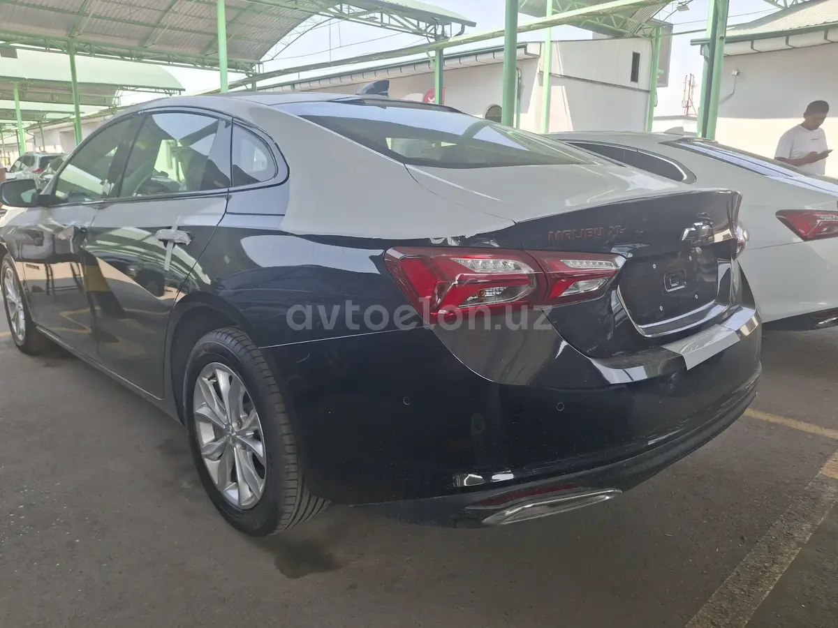 Chevrolet Malibu XL