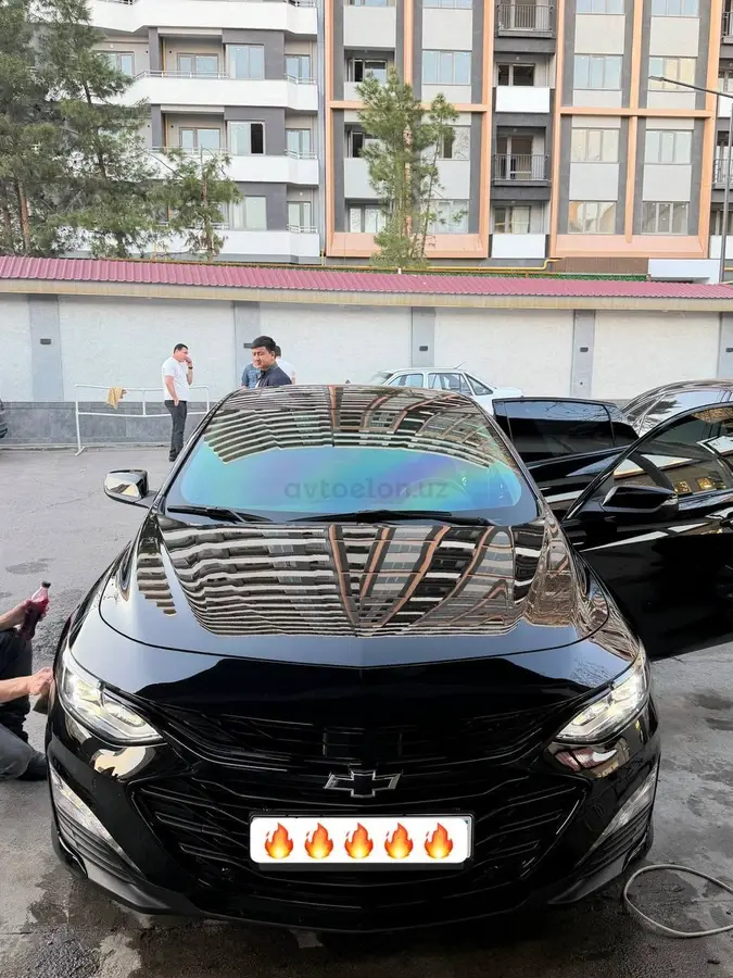 Chevrolet Malibu XL