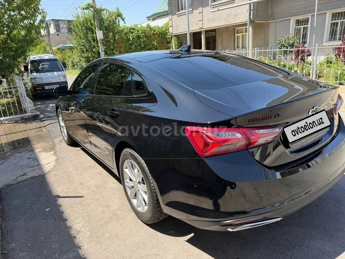Chevrolet Malibu 2