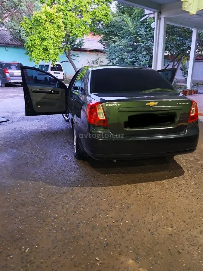 Chevrolet Gentra,  2 позиция