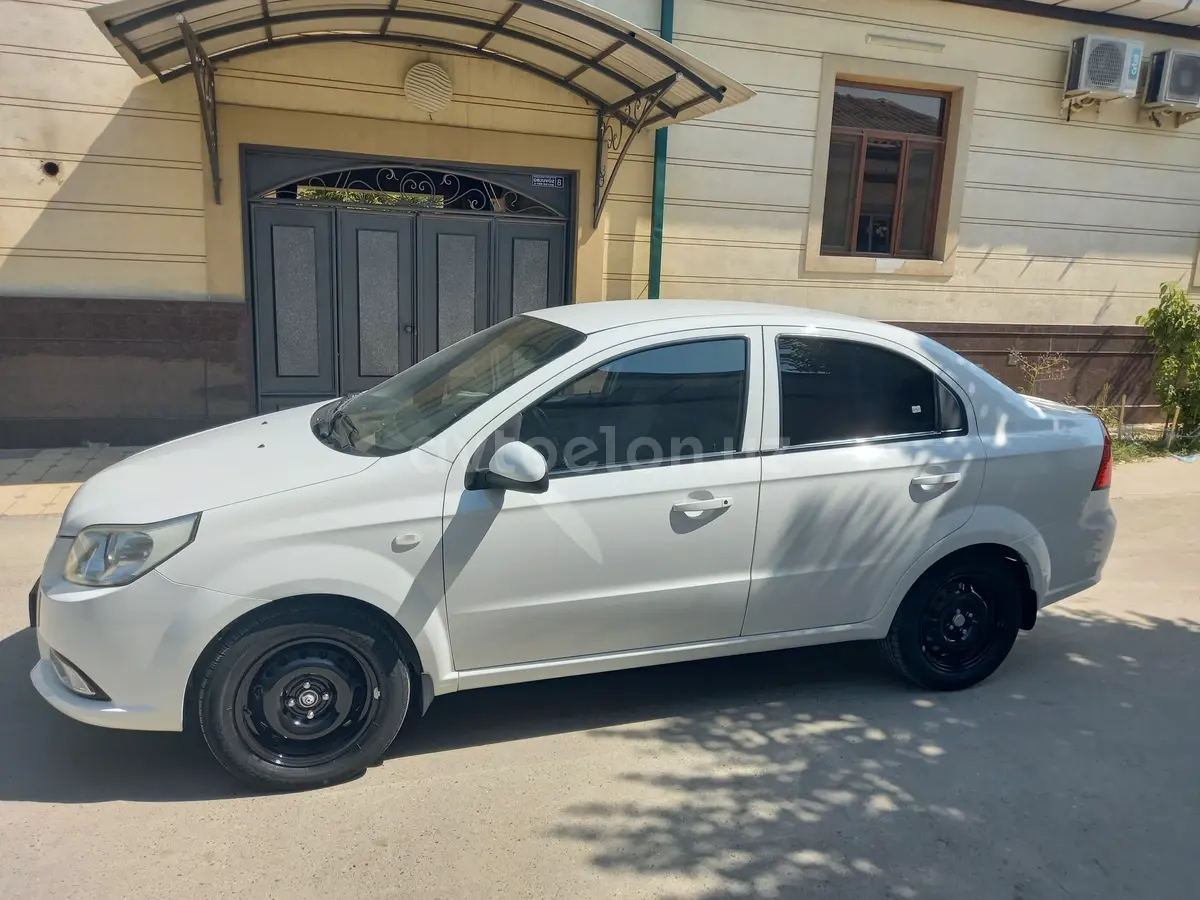 Chevrolet Nexia 3,  3 позиция