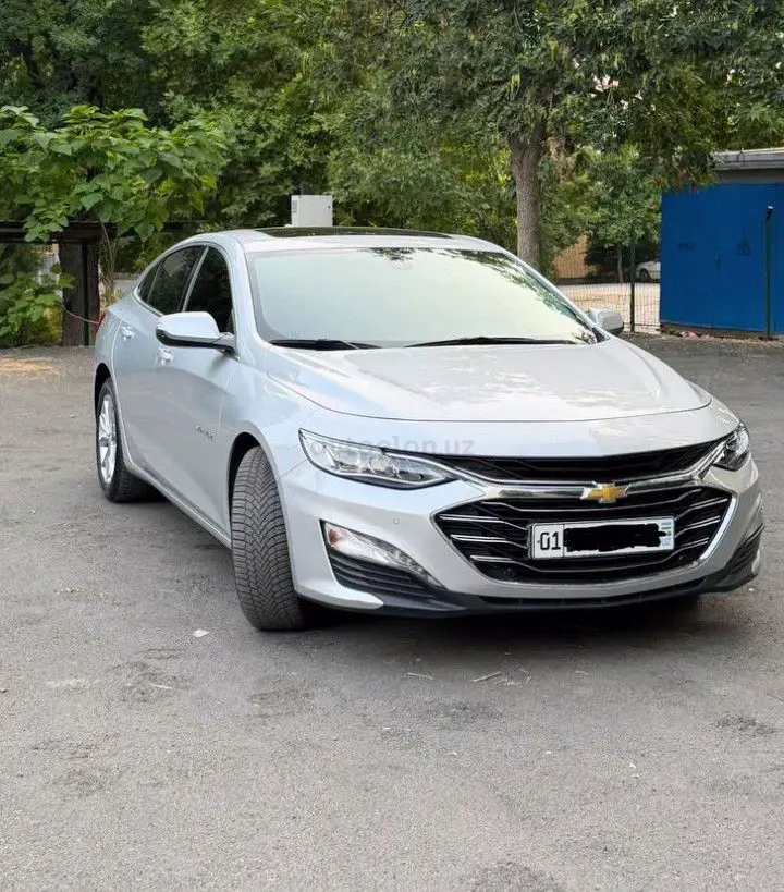 Chevrolet Malibu 2