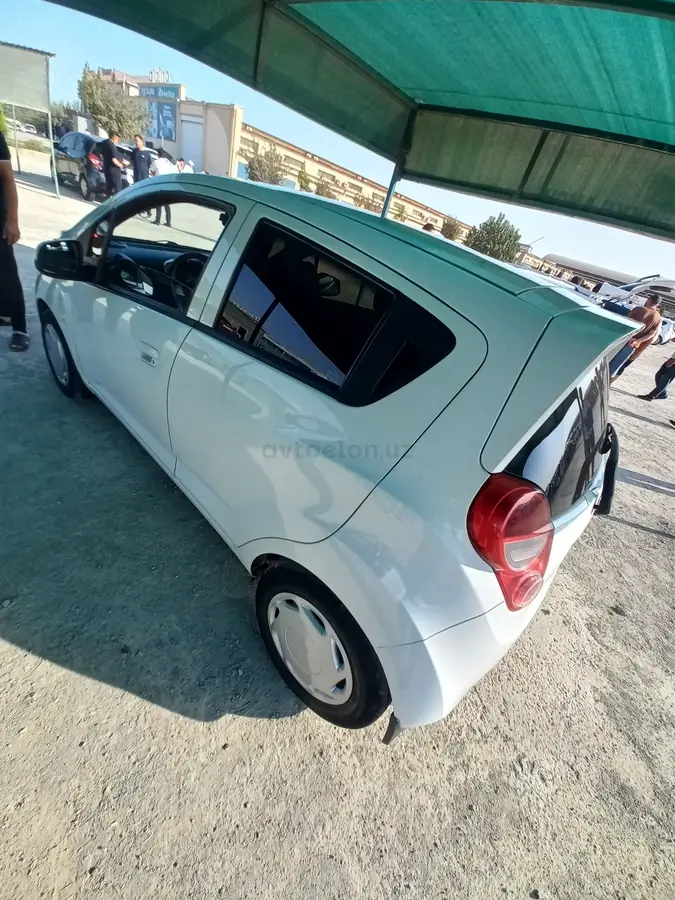 Chevrolet Spark,  2 позиция