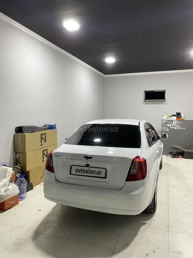 Chevrolet Gentra,  2 позиция