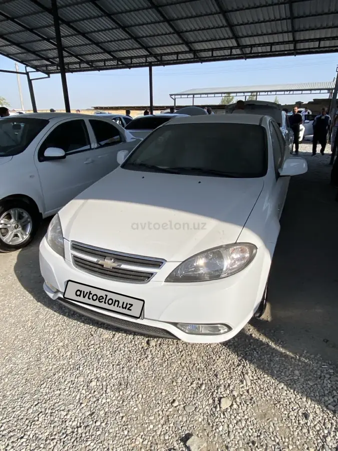 Chevrolet Gentra,  2 позиция