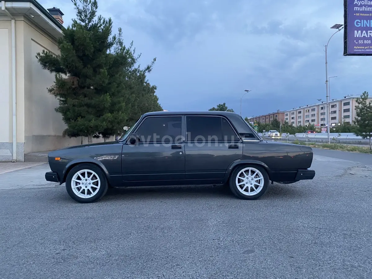 ВАЗ (Lada) 2107