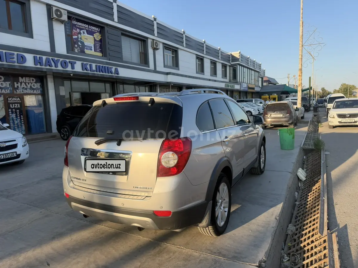 Chevrolet Captiva,  1 позиция