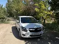 Белый Chevrolet Cobalt, 4 позиция 2024 года, КПП Автомат, в Амударьинский район за ~11 015 y.e. id7559059