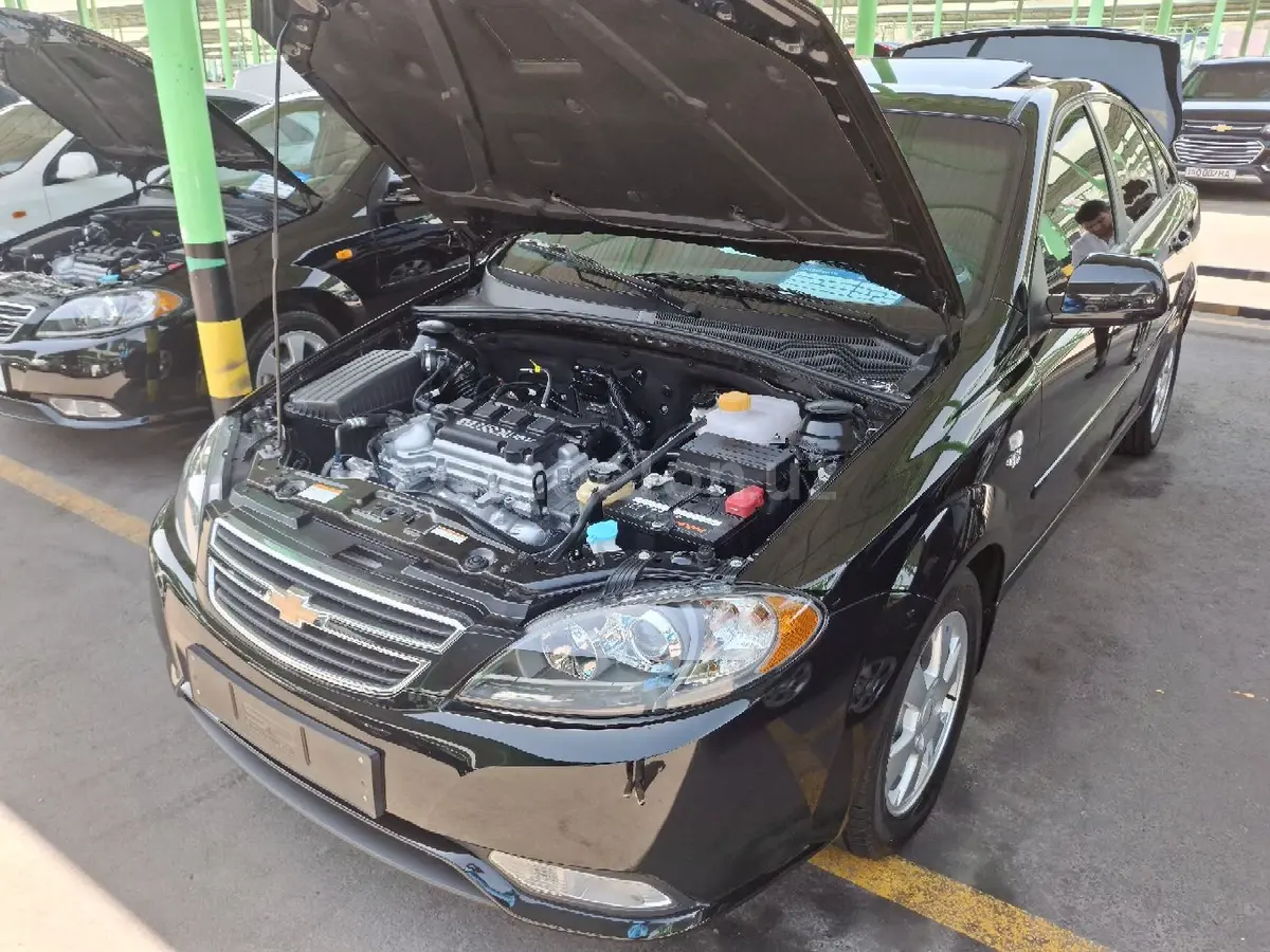 Chevrolet Gentra,  3 позиция