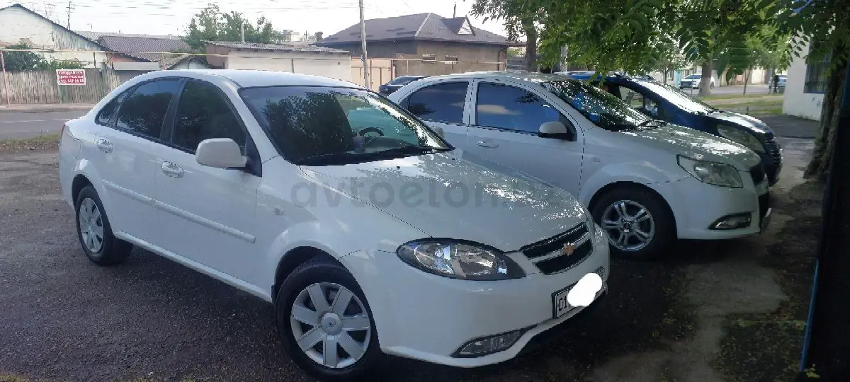 Chevrolet Gentra,  2 позиция